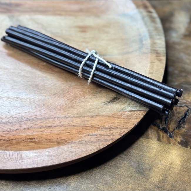 30 minuti mustad küünlad - Peenikesed rituaali-/kirikuküünlad. 10 tk