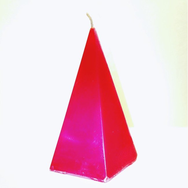 Püramiid - küünal Värvivalik! Püramiid - küünal Värvivalik!