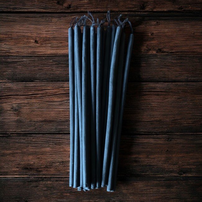 100% Mesilasvahast käsitöö rituaaliküünal must