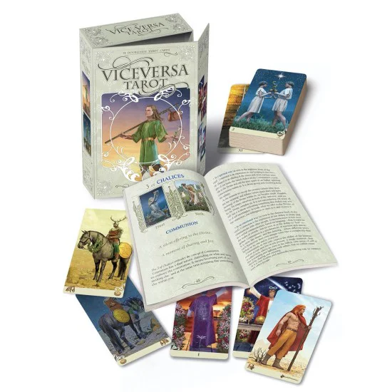 Viceversa Tarot Kit - Tagurpidi taro - komplekt suure raamatuga - Lunaea Weatherstone, Davide Cors Viceversa Tarot Kit - Tagurpidi taro - komplekt suure raamatuga - Lunaea Weatherstone, Davide Cors