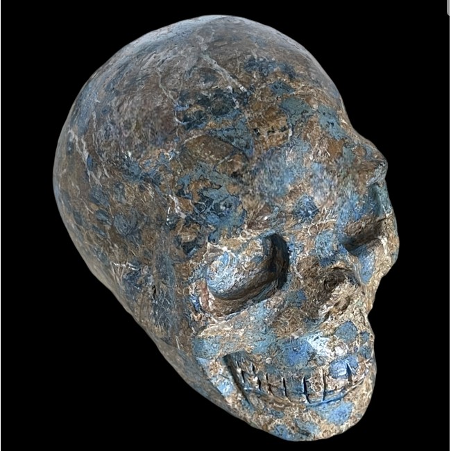 Kristallpealuu - sinine apatiit jaspises