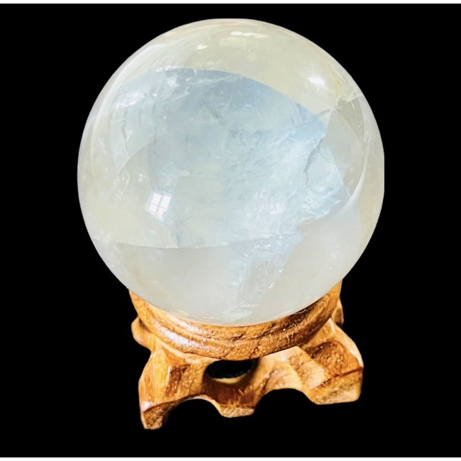 Kristallkuul - õrnsinine fluoriit Kristallkuul - õrnsinine fluoriit