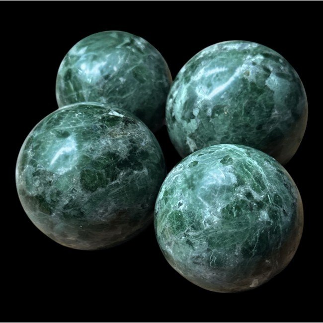 Kuul - diopsiid Kuul - diopsiid