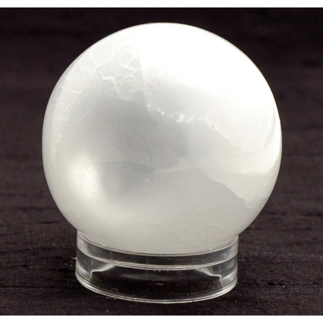 Kristallkuul - seleniit 40-45mm Kristallkuul - seleniit 40-45mm