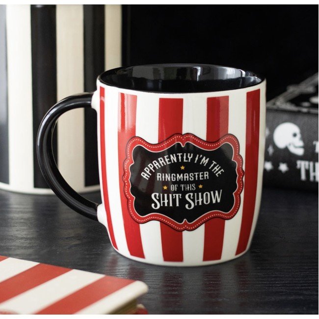 Punase-triibuline tsirkusejuhi kruus