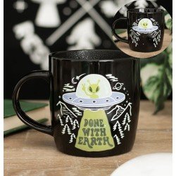 UFO kuumatundlik kruus "Done With Earth"