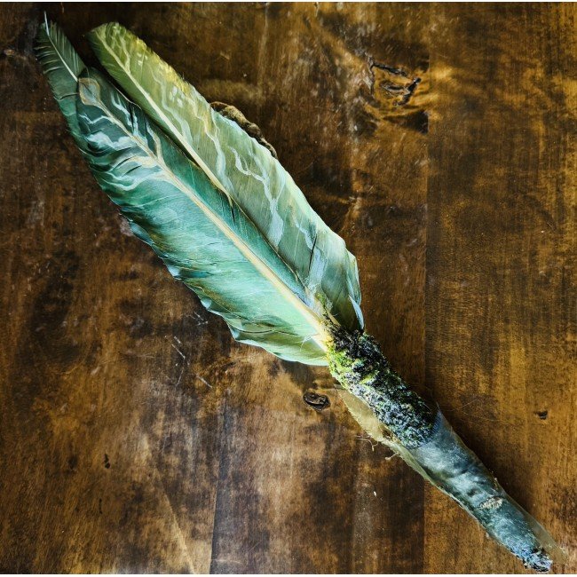 Rituaalne Lehvik roheline kullaga – Reti Toriella